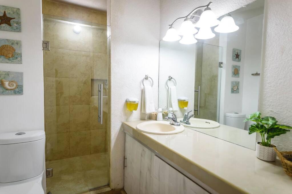 Depab Privado, Centrico,Wifi 80 Mb ,Aire Acondicionado ,Cocina, Cochera Techada, シウダー・バージェス エクステリア 写真